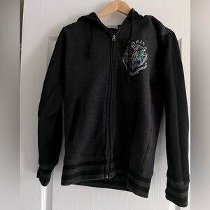 Adult small Harry Potter Hogwarts hoodie.